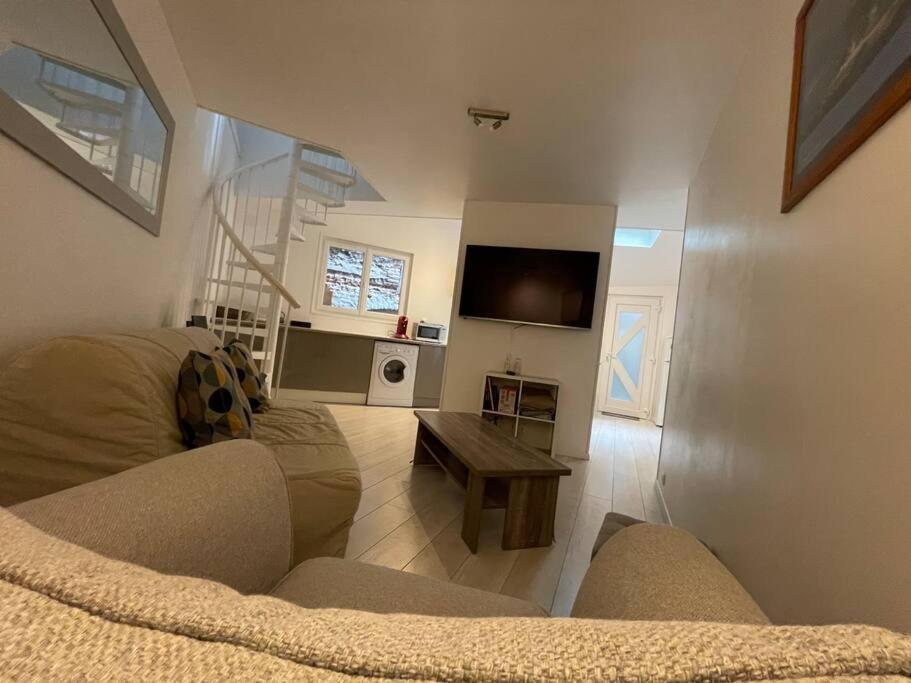 Duplex Situe Dans Le Centre De St Valery En Caux Apartment Сен-Валери-ан-Ко Екстериор снимка