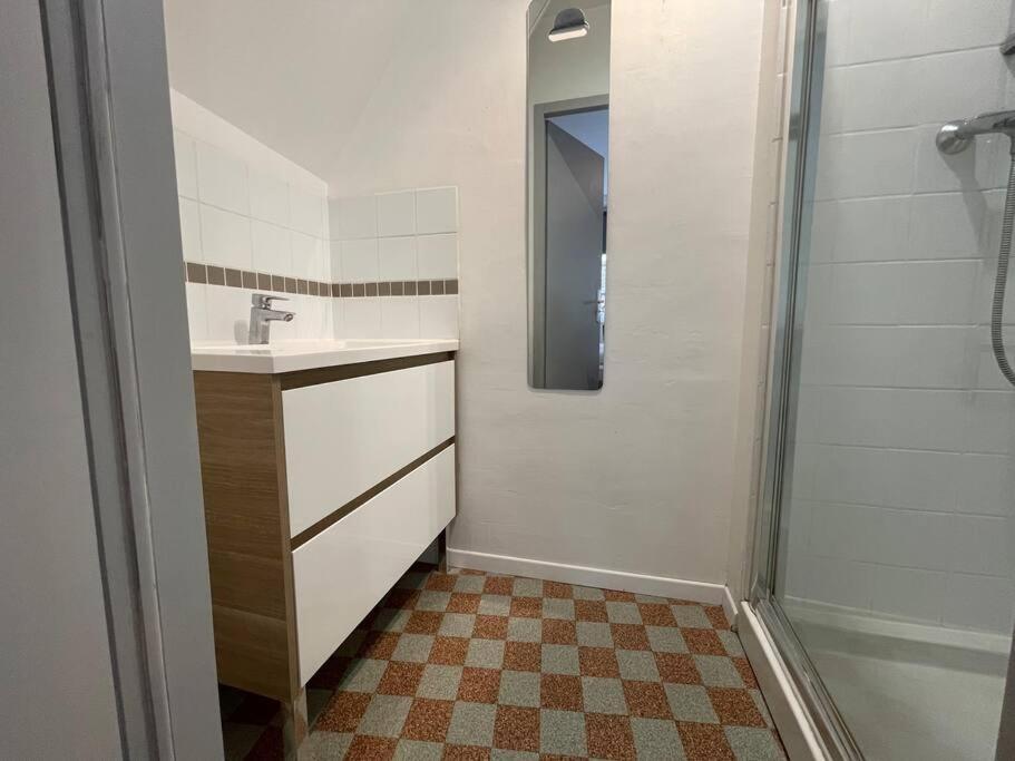 Duplex Situe Dans Le Centre De St Valery En Caux Apartment Сен-Валери-ан-Ко Екстериор снимка